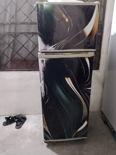 Refrigerator For sale Achi condition
