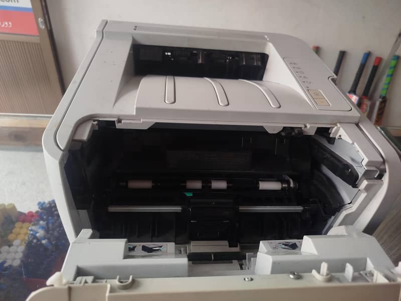 HP Laserjet P2035 0