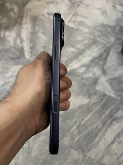 Apple iPhone 17 Pro Max 100% Battery Health