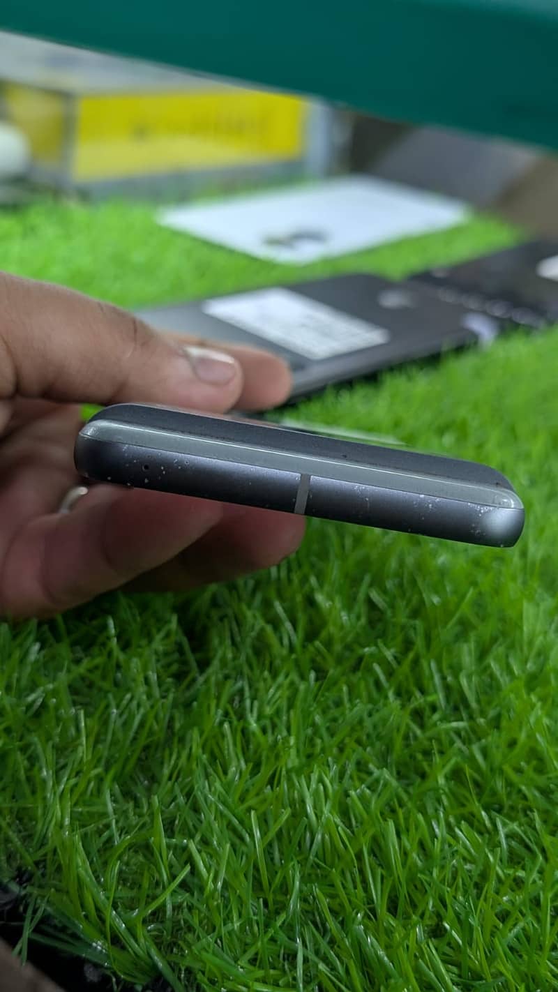 Google Pixel 8 1