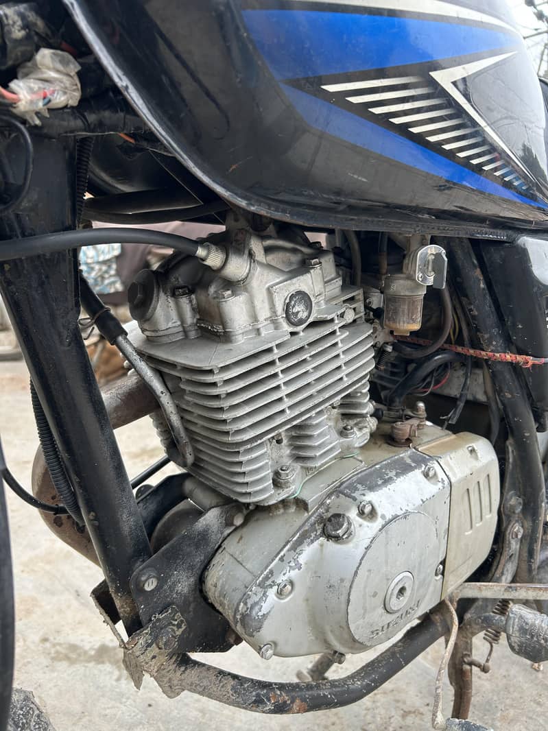 Suzuki gs 150 2