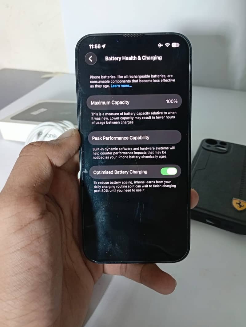 Apple iPhone 13 8