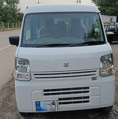Suzuki Every 2025