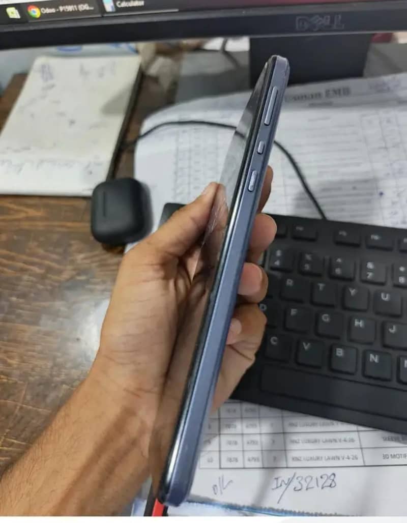 Sharp Aquos Zero 5g basic 2