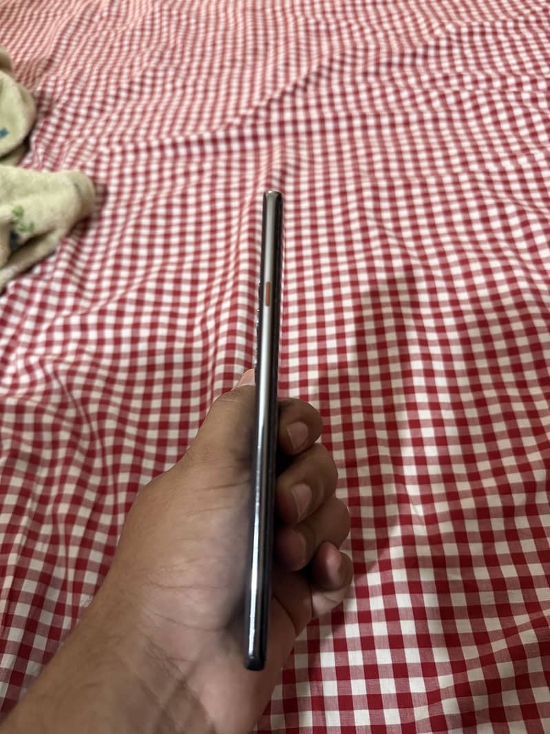Tecno CAMON 40 Pro 2
