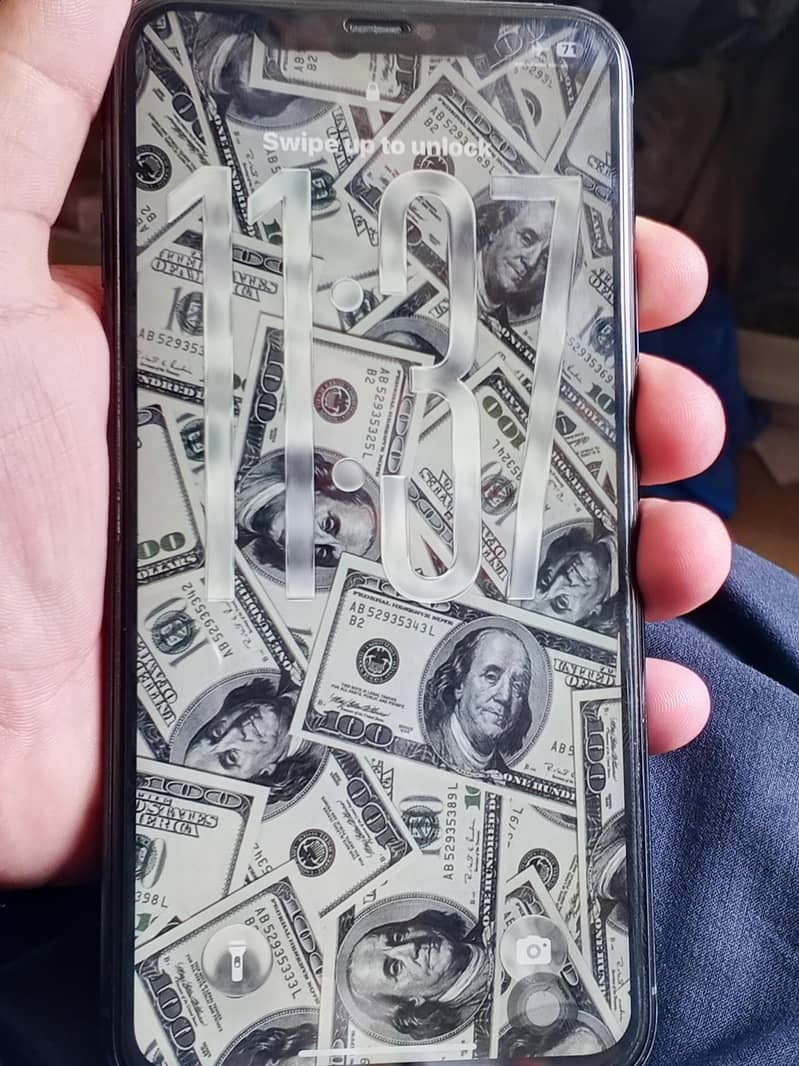 Apple iPhone 11 Pro Max 1