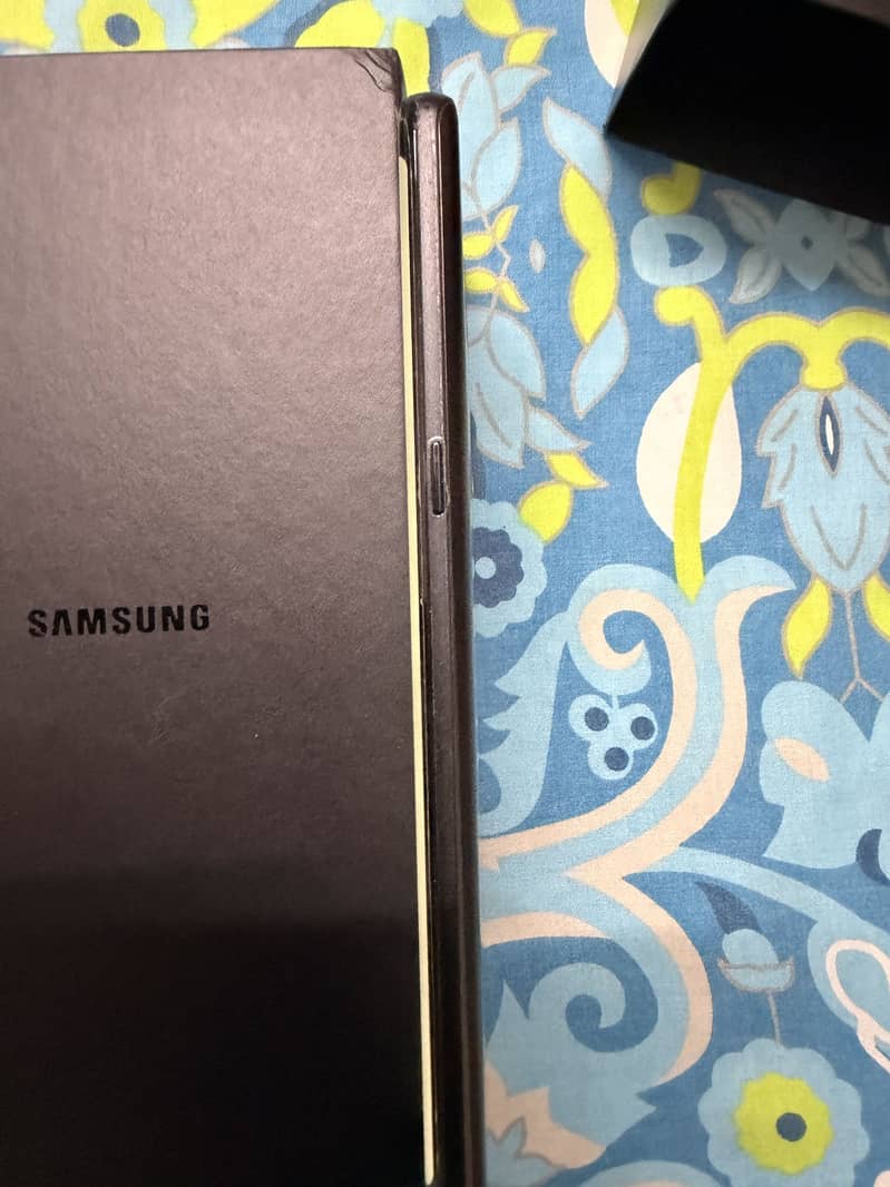 Samsung Note 8 4