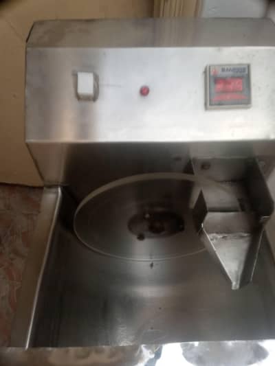 chocolate melting and making machine