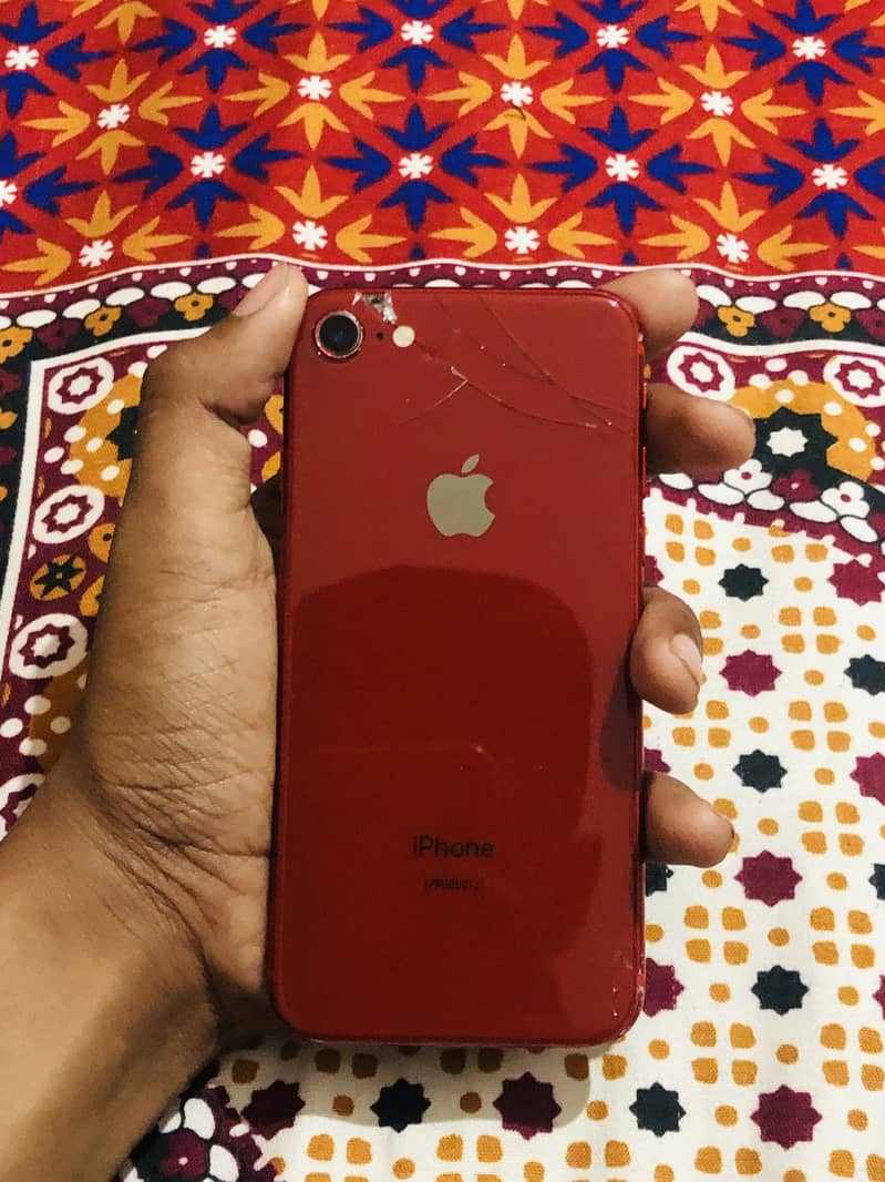 Apple iPhone 8 3
