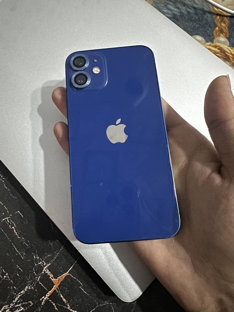 Apple iPhone 12 mini 0
