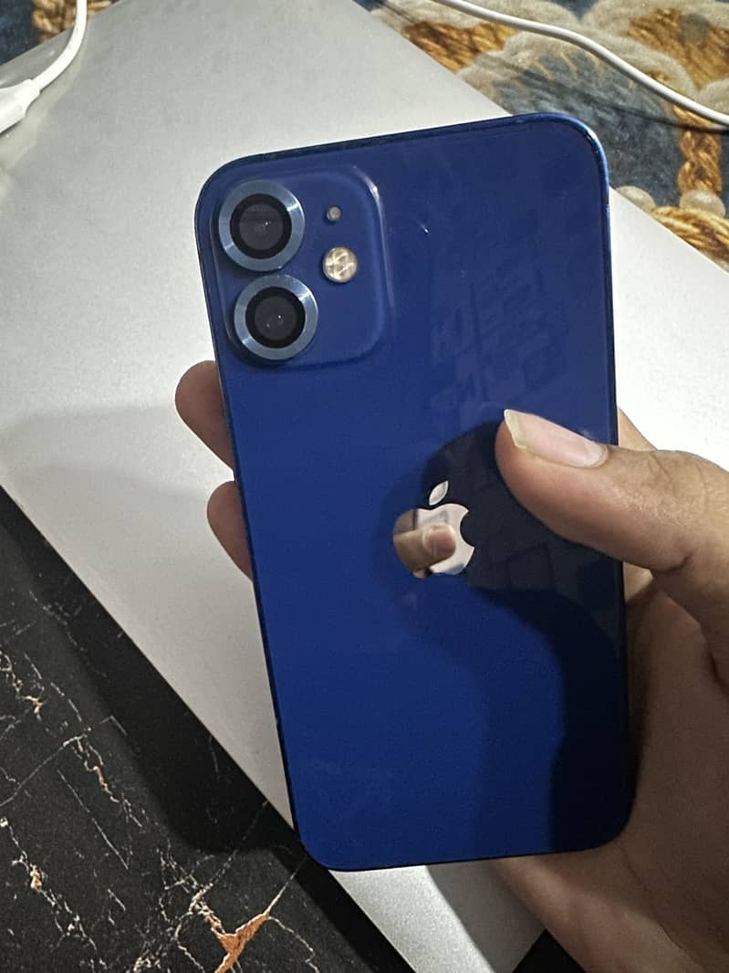 Apple iPhone 12 mini 2