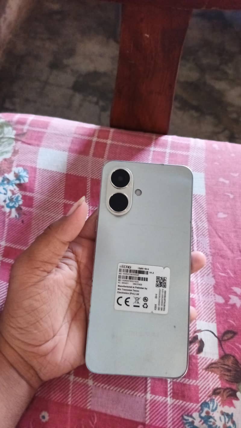 Tecno Spark Go 2 1
