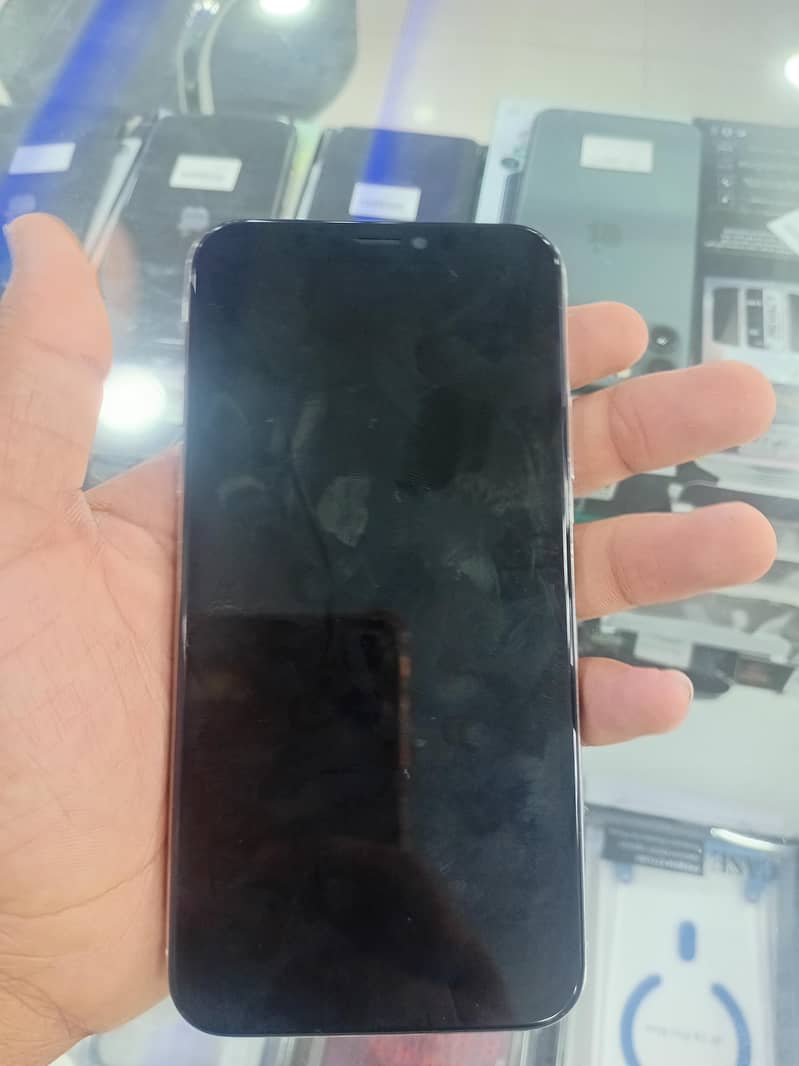 Apple iPhone X 1