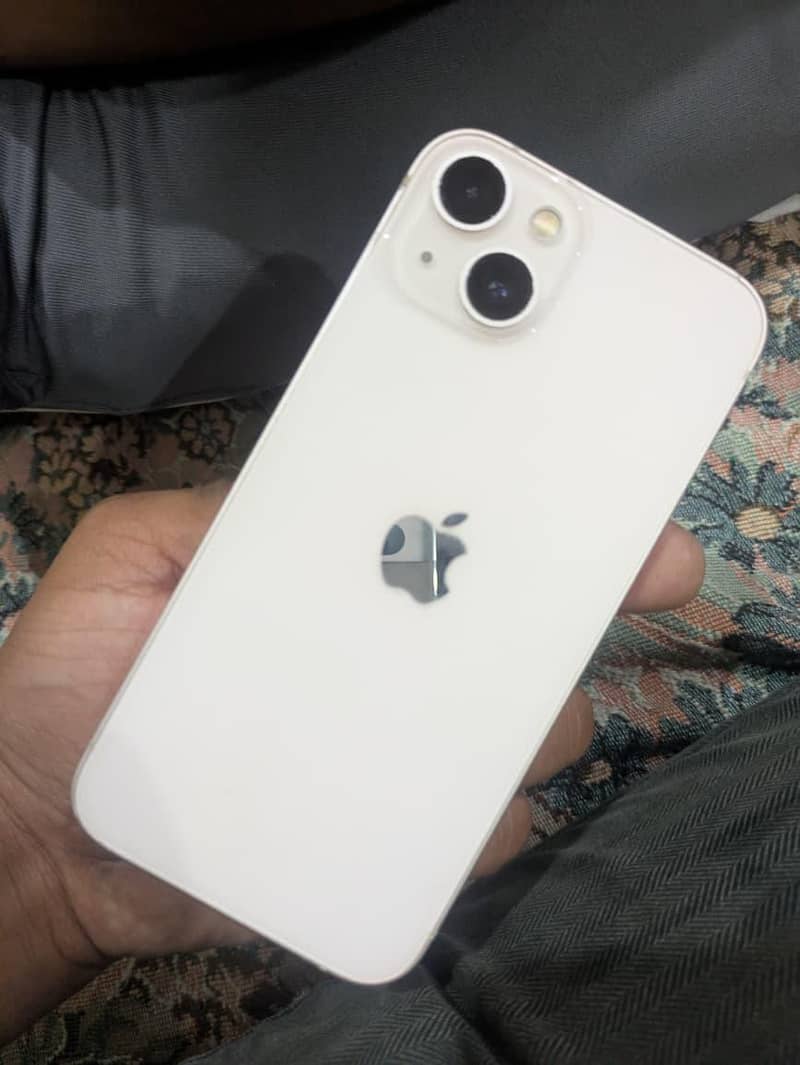 Apple iPhone 13 2