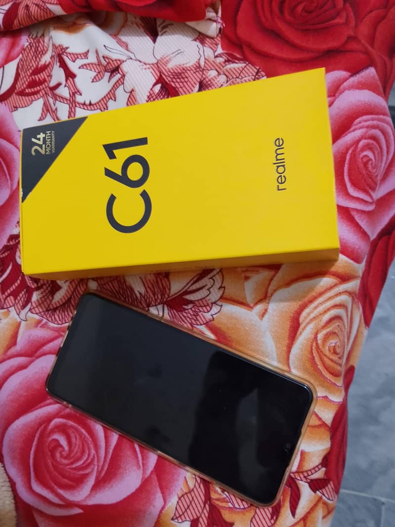 Realme C61 1
