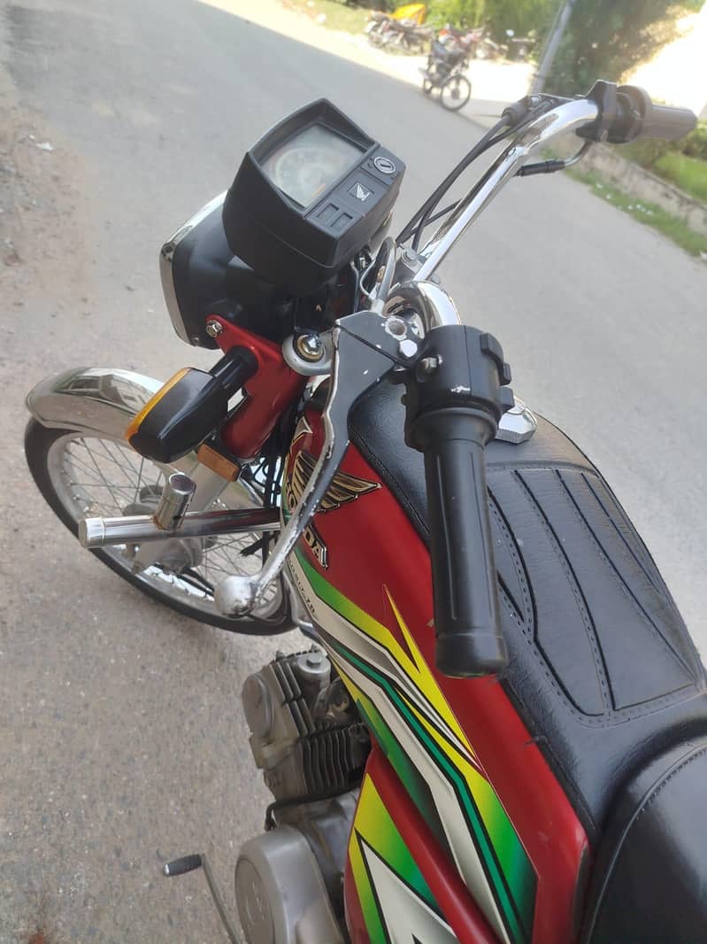 Honda CD-70 3