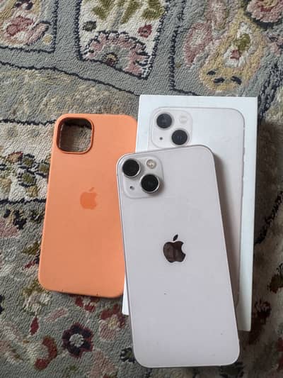 Apple iPhone 13