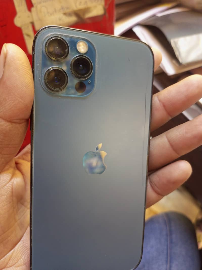 Apple iPhone 12 Pro 1