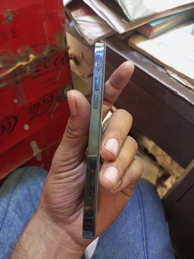Apple iPhone 12 Pro 5