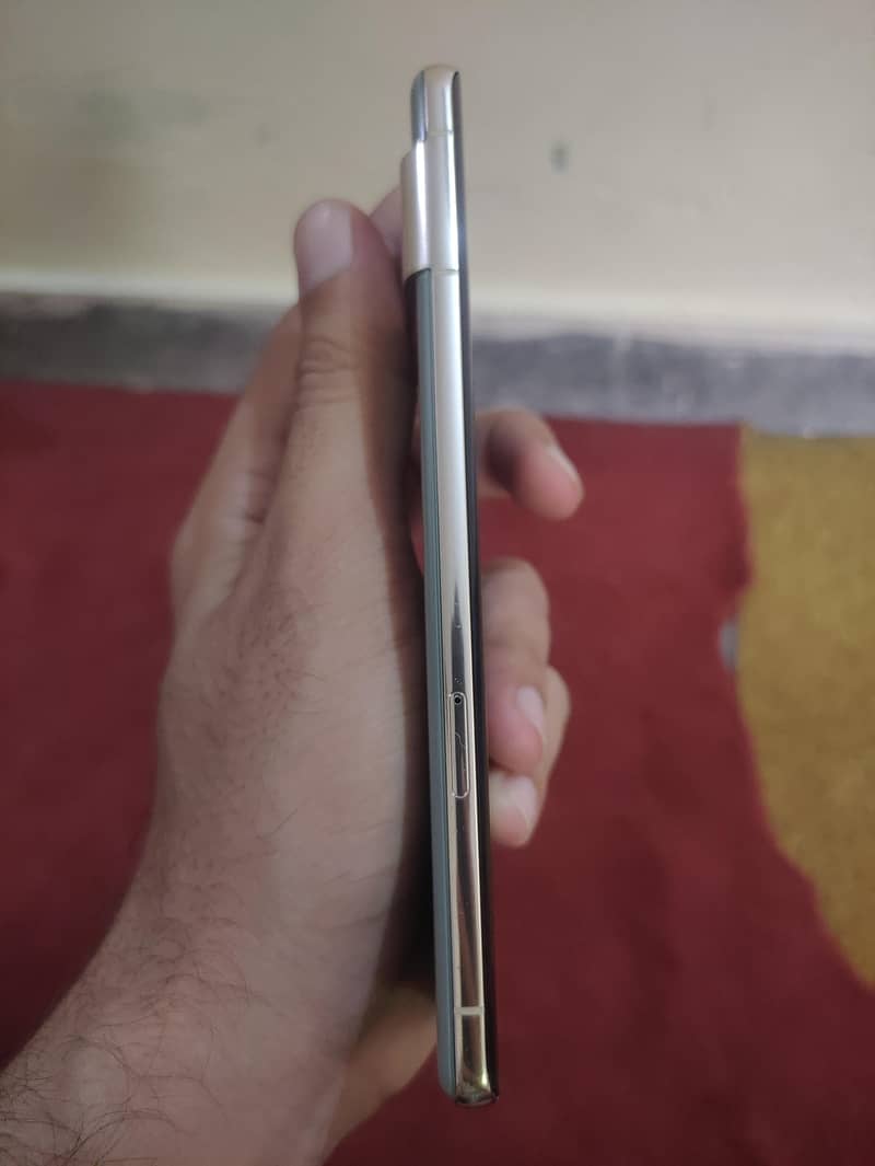 Google Pixel 7 Pro 2