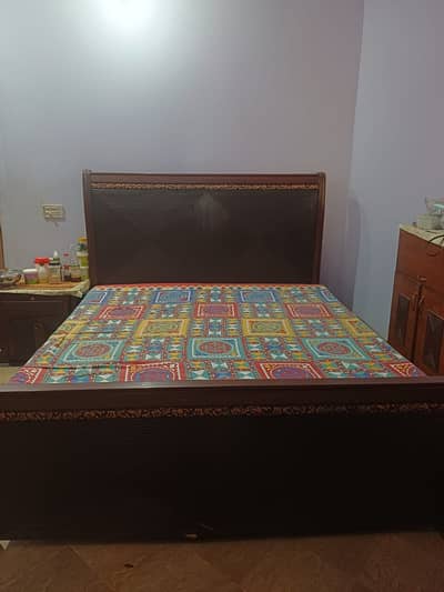 Double Bed Set with Side Tables and Dressing