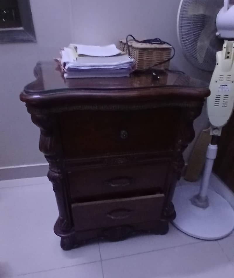 bedroom set 0