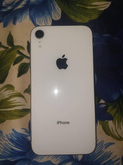 Apple iPhone XR