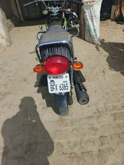 Honda CG 125 2025