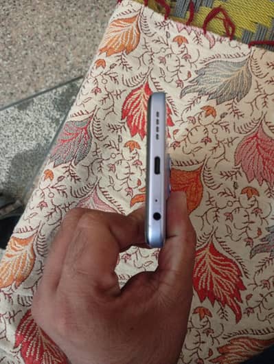 Infinix Hot 50i