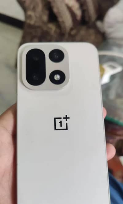 One Plus 15 Pro 16/512