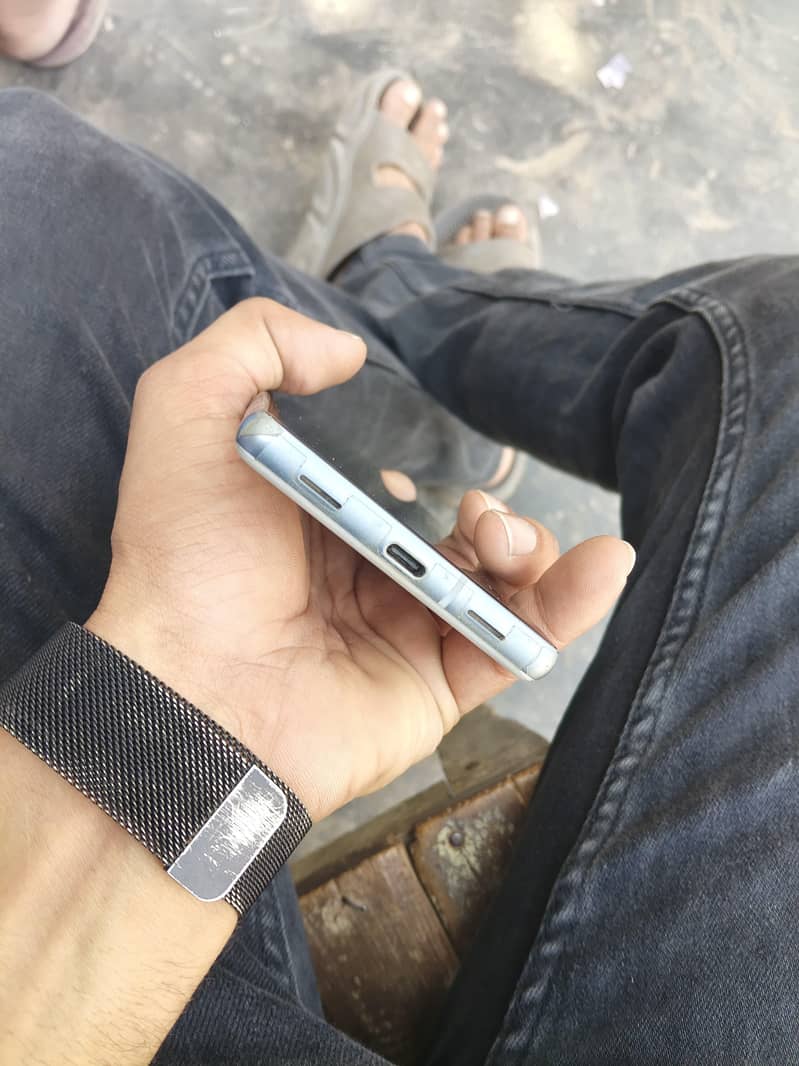 Google Pixel 7a 4