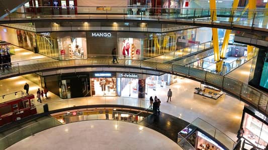 Prime Commercial Shop on MM Alam Road Installment Plan Available!