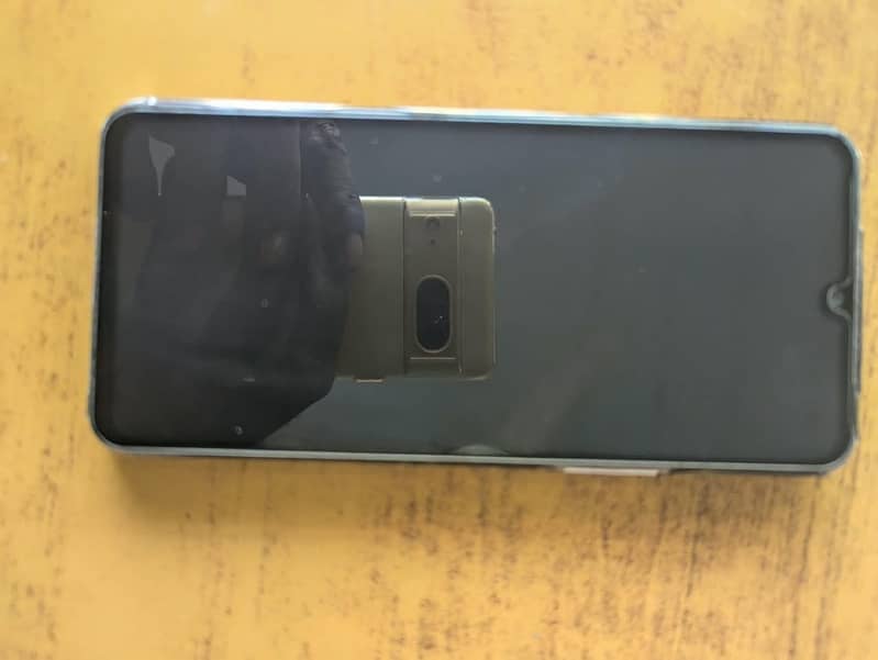 Vivo V21 10