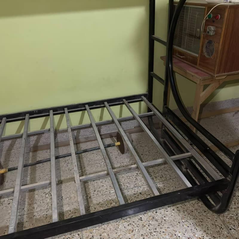 Bunker Bed (like new) 3
