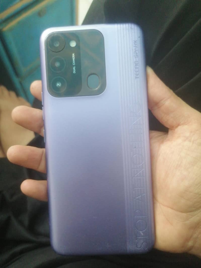 Tecno Spark 8C 1