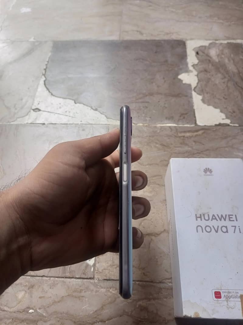 Huawei Nova 7i 7