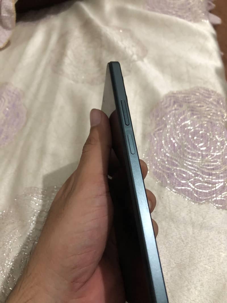 Realme C71 3
