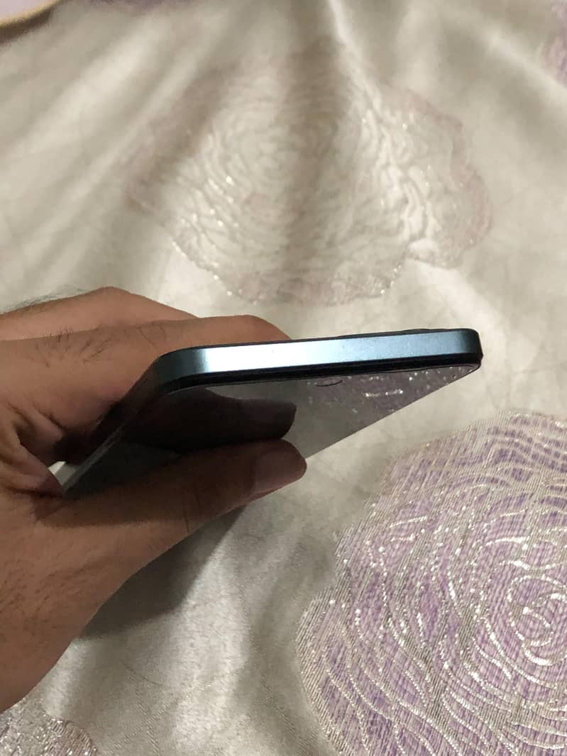 Realme C71 4