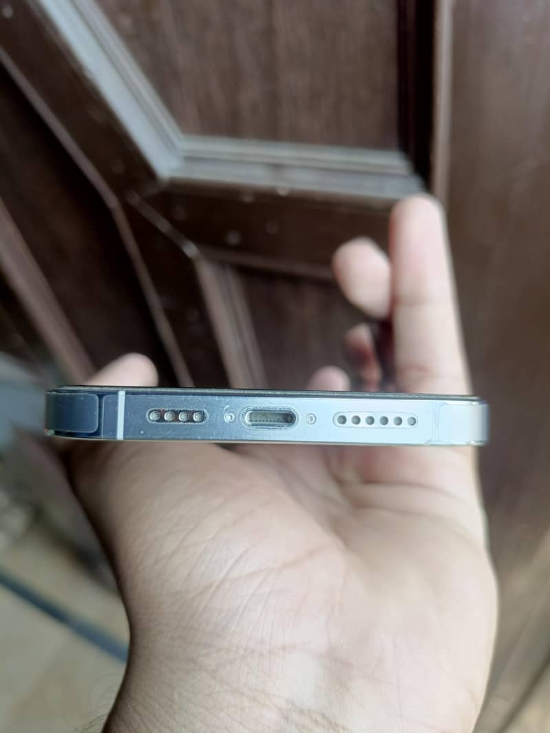 Apple iPhone 14 Pro Max 3