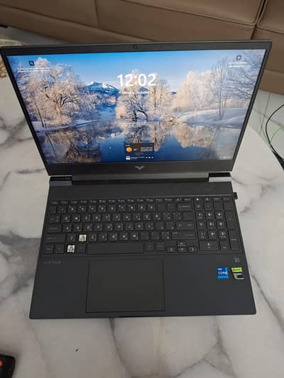 Gaming Laptop: HP Victus 15, i7-13700h