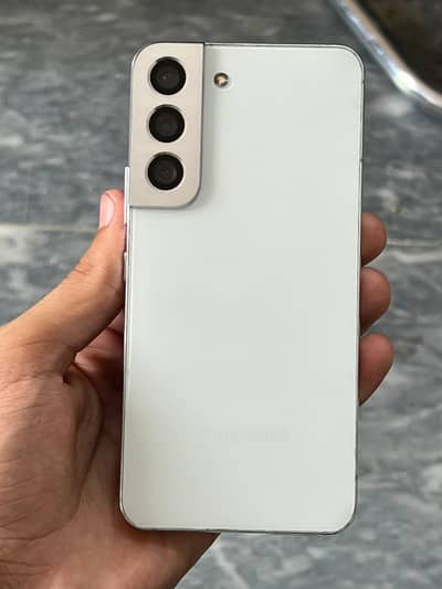 Samsung Mobile S22