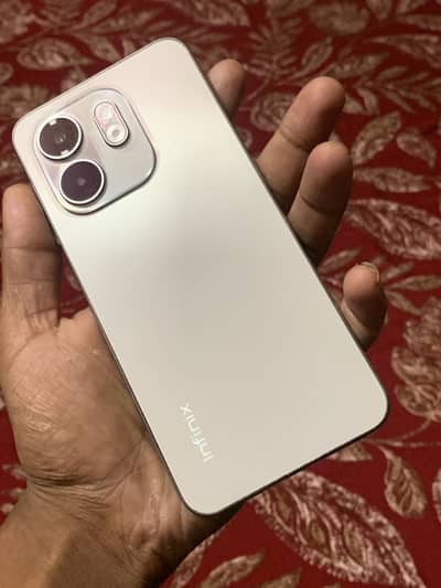 Infinix Smart 9 (4…. 64GB)  All ok read the add