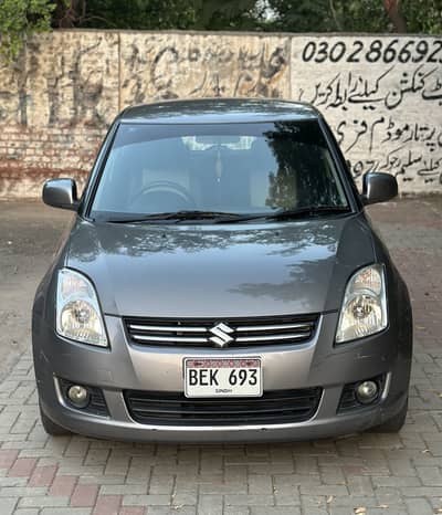 Suzuki Swift 1.3 DLX 2015. Totel Genuine.