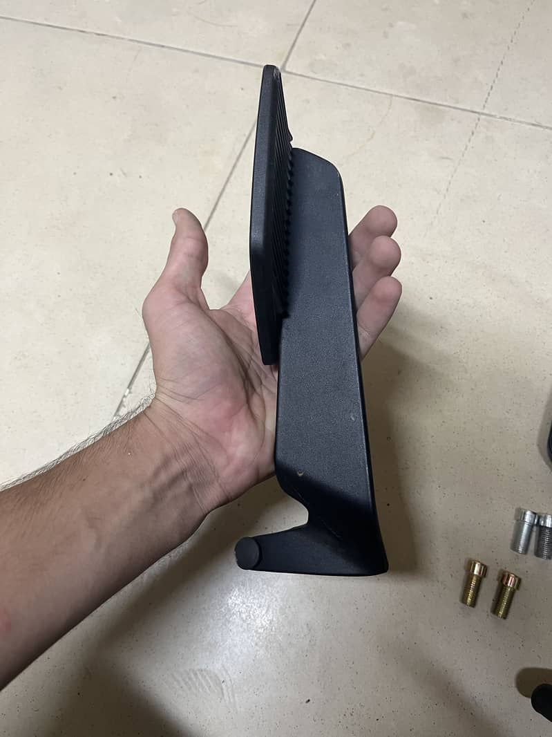 Motorcycle side mirrors 3