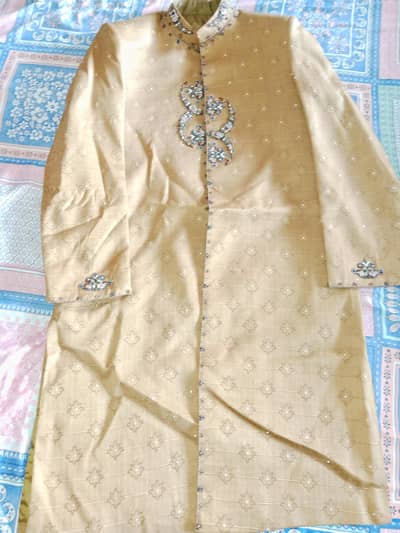 weeding dress of man's sherwani with kulla