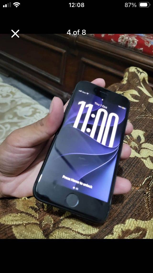 Apple iPhone SE 0