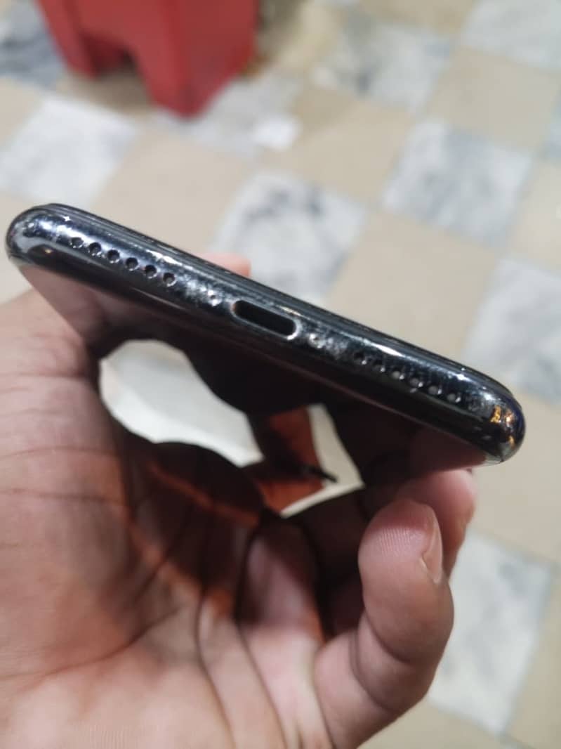 Apple iPhone X 2