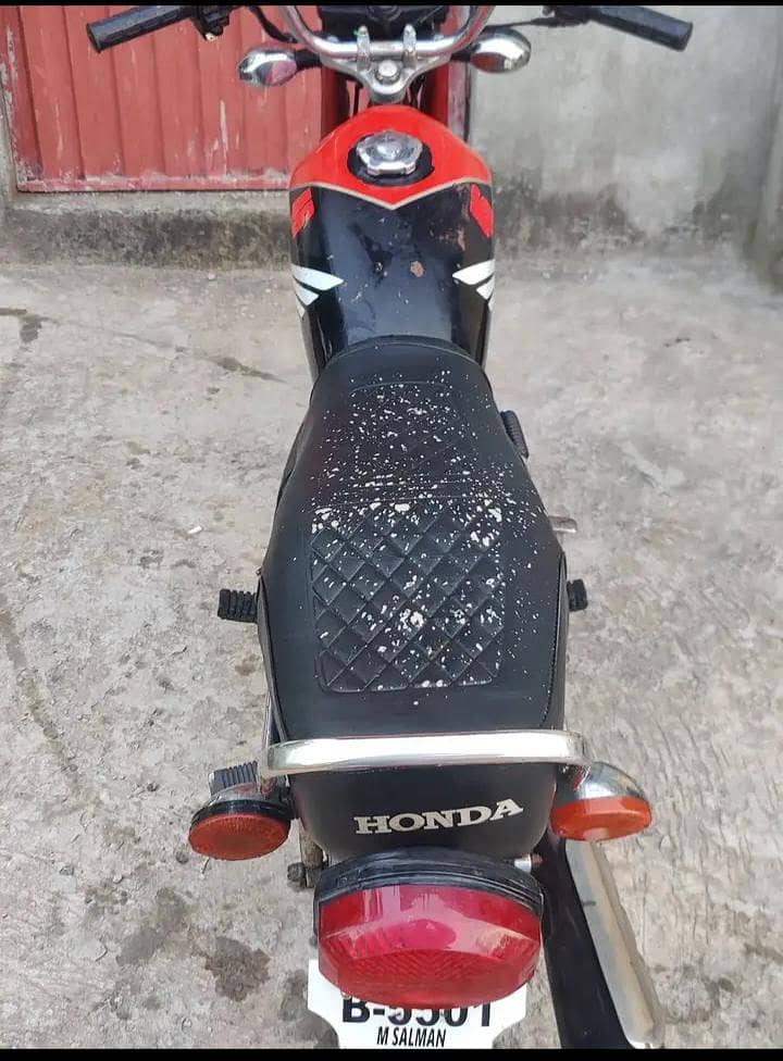 United 125 0