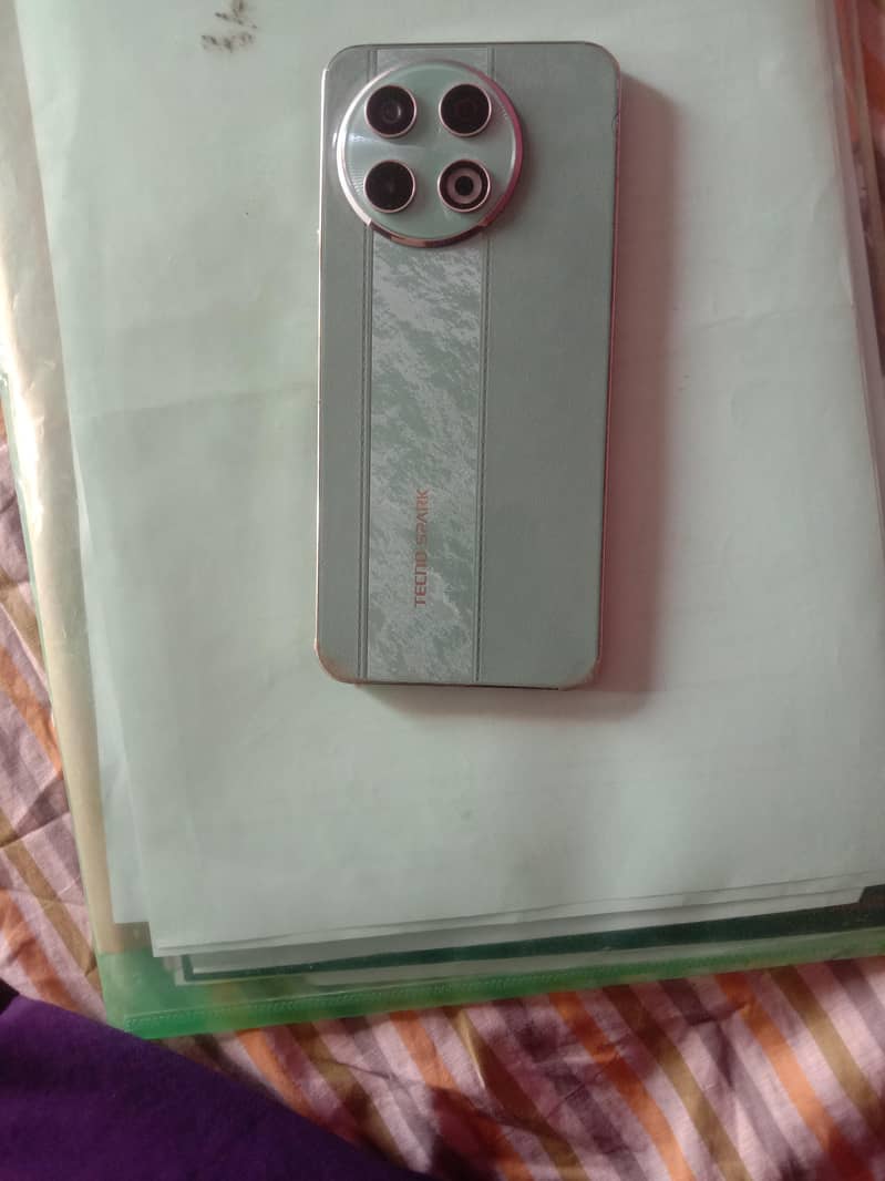 Tecno SPARK 30 Pro 1