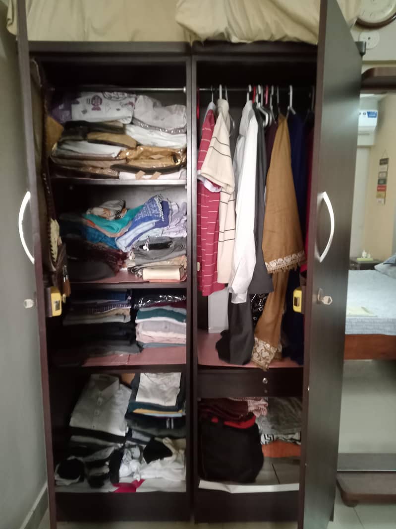 2 door wardrobe 3